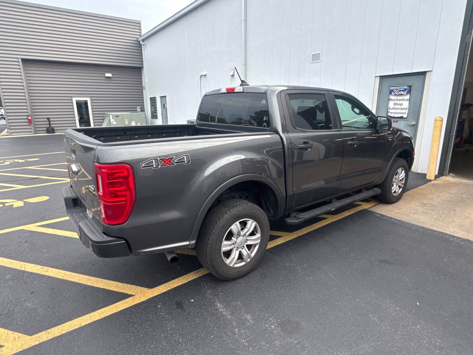 Used 2019 Ford Ranger XLT AWD/4WD image 4