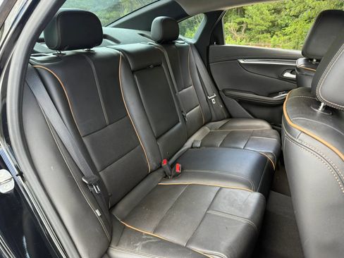 Used 2017 Chevrolet Impala Premier FWD image 28