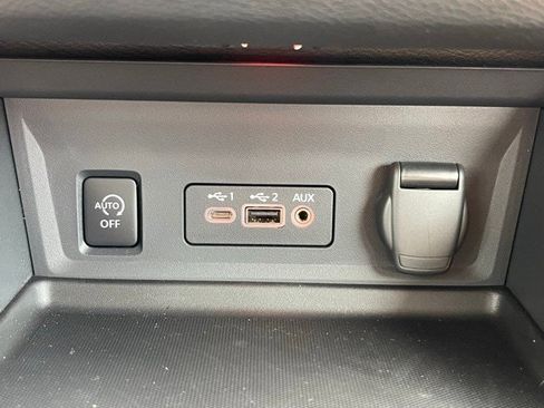 New 2025 Nissan Sentra SV w/ SV Premium Package image 30