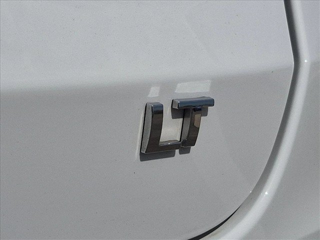 Used 2025 Chevrolet Trax LT FWD image 23