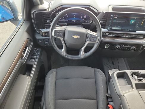Used 2023 Chevrolet Silverado 1500 LT image 14