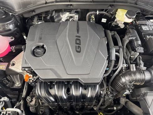 Certified 2025 Kia Sorento S w/ Panoramic Sunroof Package image 19