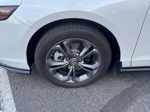 Used 2025 Honda Accord EX-L image 26