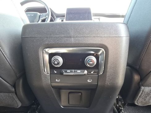 Used 2023 Chevrolet Suburban RST w/ Luxury Package image 20