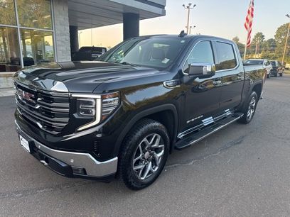 Used 2024 GMC Sierra 1500 SLT w/ SLT Premium Plus Package
