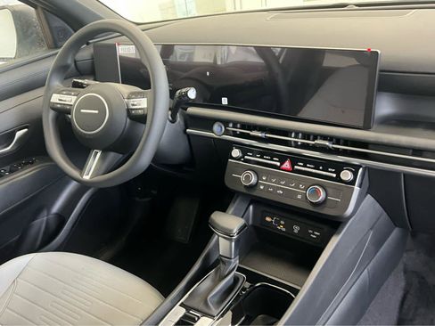 New 2026 Hyundai Santa Cruz SE AWD/4WD image 19