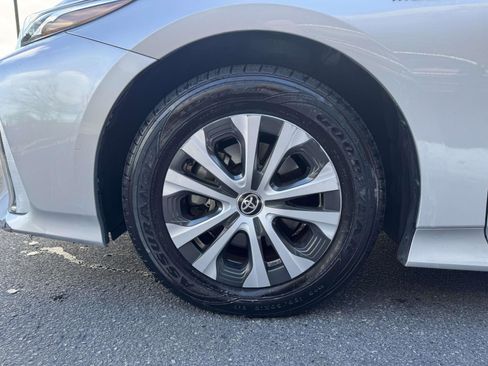 Certified 2021 Toyota Prius Prime XLE image 7