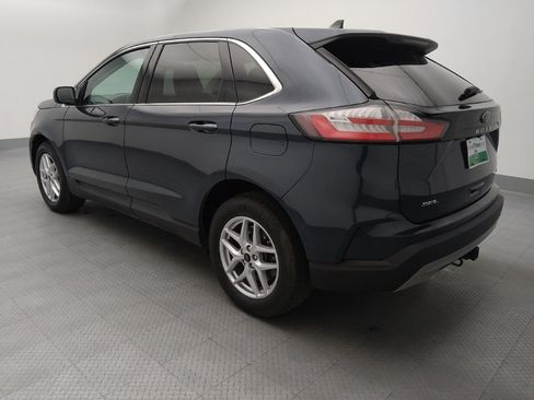 Used 2024 Ford Edge SEL w/ Convenience Package AWD/4WD image 3