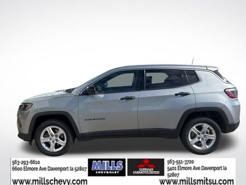 Used 2024 Jeep Compass Sport AWD/4WD image 9