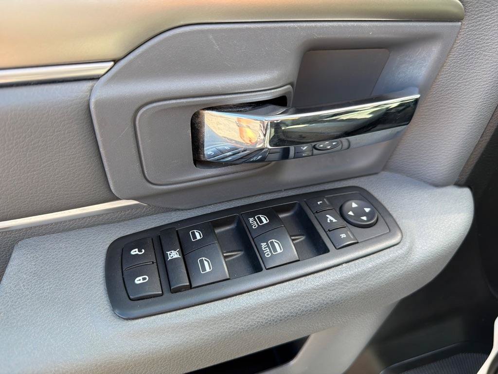 Used 2016 RAM 1500 Big Horn AWD/4WD image 10