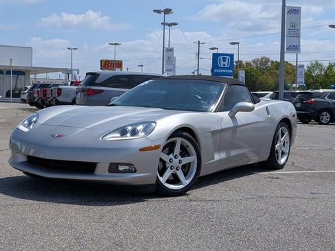 Used 2005 Chevrolet Corvette Convertible w/ Preferred Equipment Group image 1