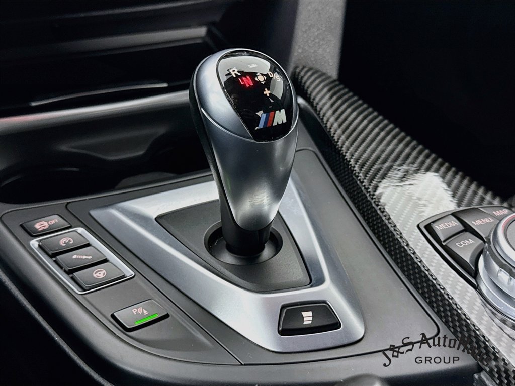 Used 2017 BMW M3 RWD image 22