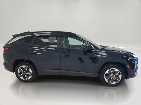 Used 2025 Hyundai Tucson SEL AWD/4WD image 4