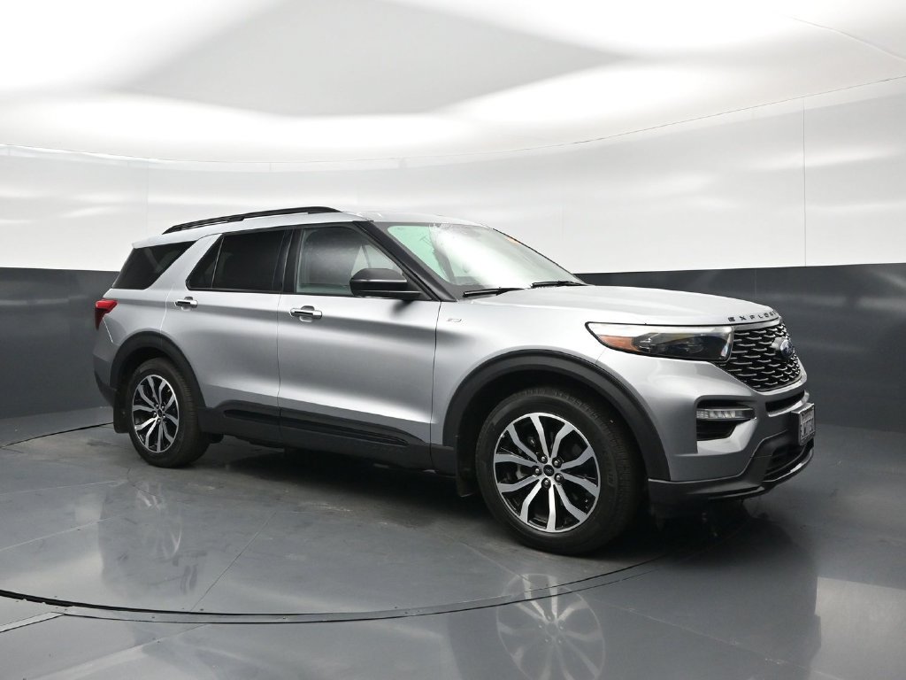 Certified 2023 Ford Explorer ST-Line w/ Class IV Trailer Tow Package RWD image 26