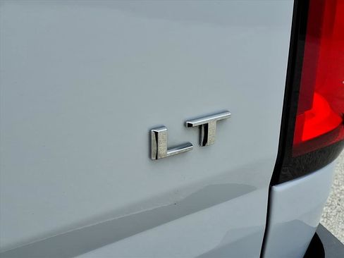 Used 2022 Chevrolet Colorado LT w/ Fleet Safety Package RWD image 25