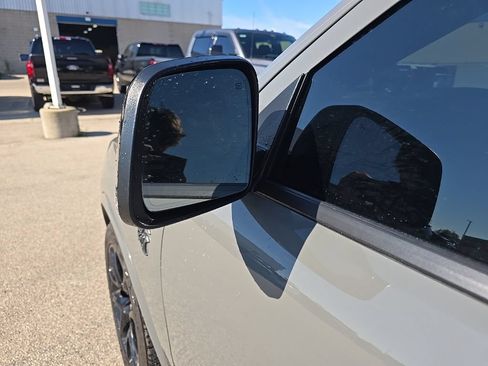 Used 2021 Dodge Durango SRT Hellcat w/ SRT Interior Appearance Group AWD/4WD image 10