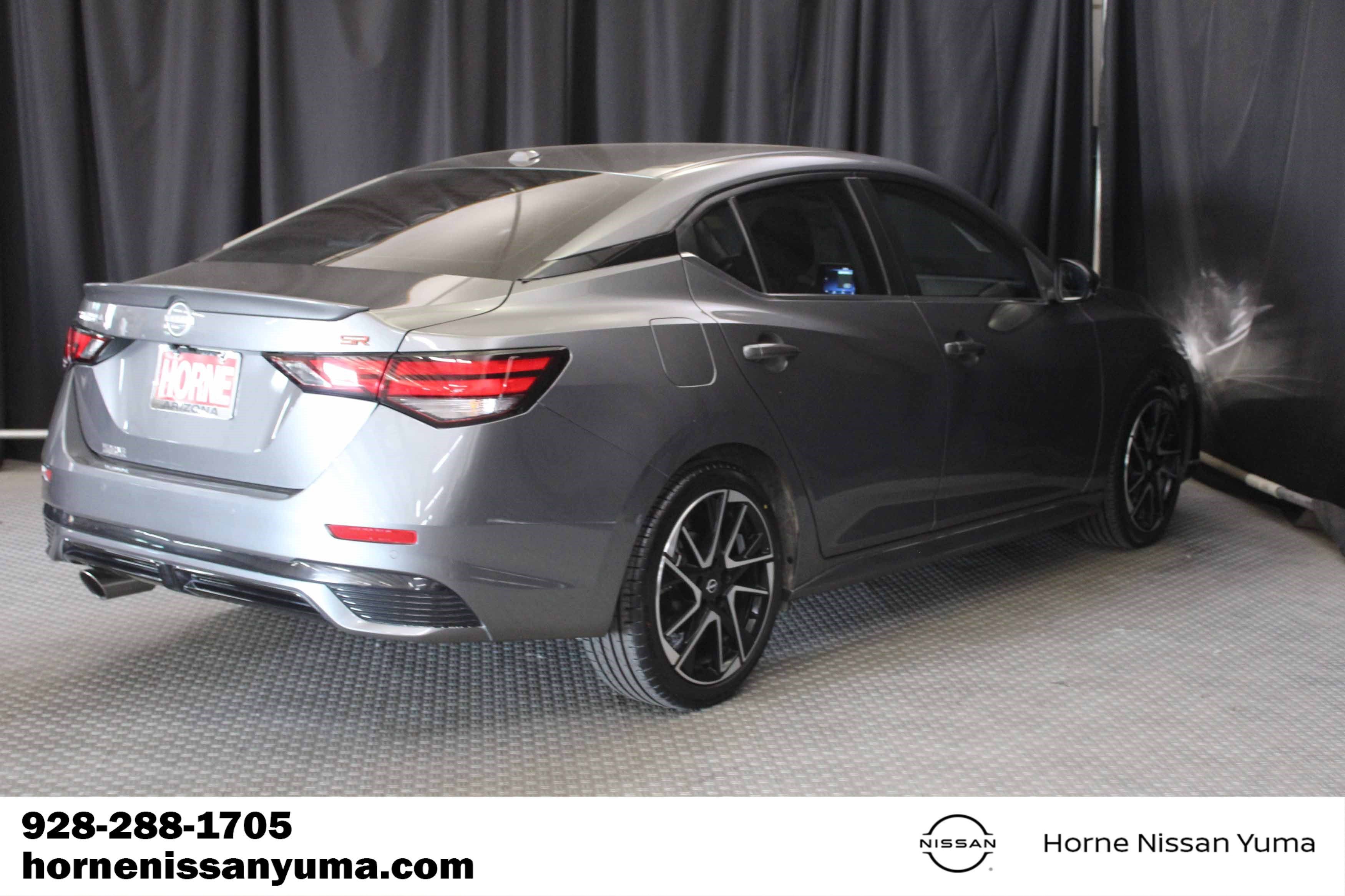 Used 2024 Nissan Sentra SR FWD image 13