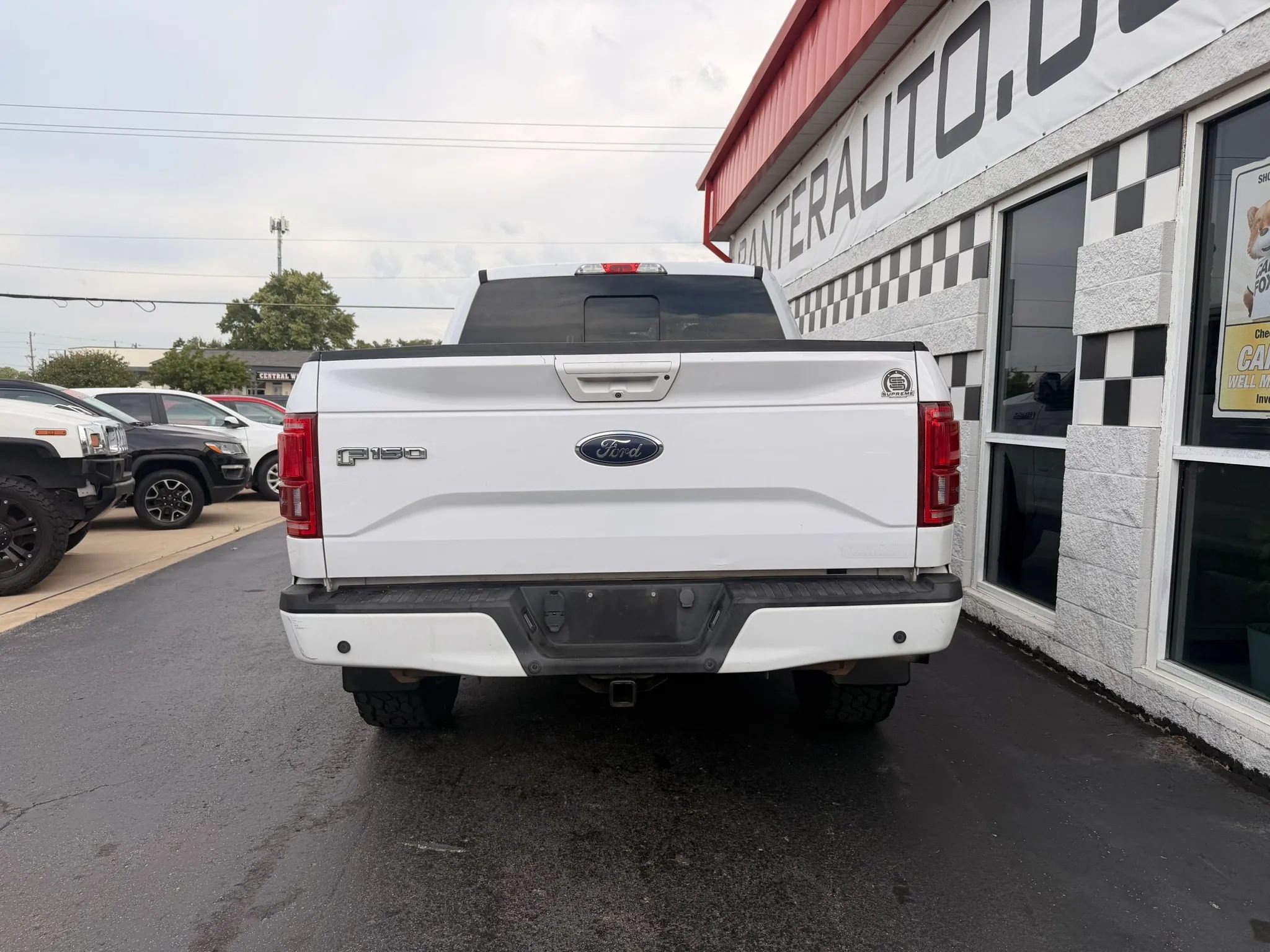 Used 2015 Ford F150 Lariat RWD image 4
