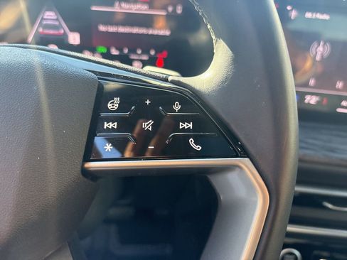 Used 2025 Audi Q5 Premium Plus w/ Premium Plus image 23