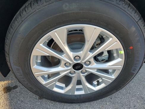 New 2026 Ford Escape Active image 6