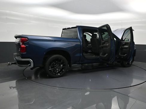 Used 2022 Chevrolet Silverado 1500 LT RWD image 31