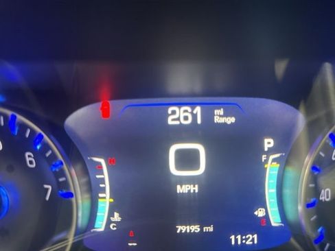 Used 2023 Chrysler Pacifica Limited image 14