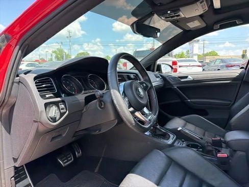 Used 2021 Volkswagen GTI SE FWD image 8