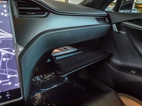 Used 2021 Tesla Model S Performance image 39