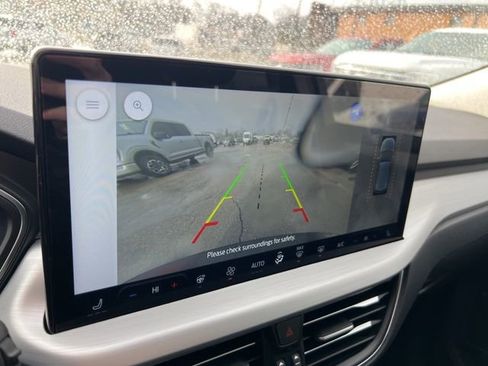 Certified 2023 Ford Escape Platinum w/ Premium Technology Package image 14