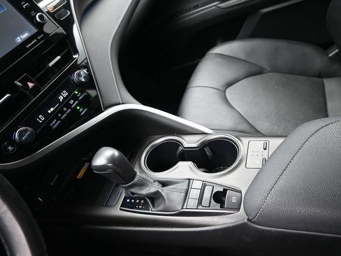 Used 2023 Toyota Camry XSE image 20