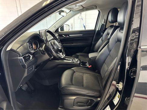 Used 2021 MAZDA CX-5 Touring image 9