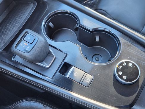 Used 2021 Nissan Rogue SL w/ Premium Package image 22