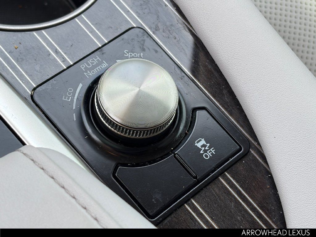 Used 2021 Lexus RX 350 FWD w/ Luxury Package image 35