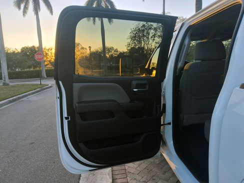 Used 2017 Chevrolet Silverado 3500 W/T image 25