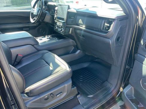 Used 2024 Ford Expedition Max Limited AWD/4WD image 24