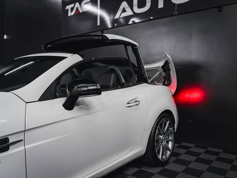 Used 2017 Mercedes-Benz SLC 43 AMG image 13
