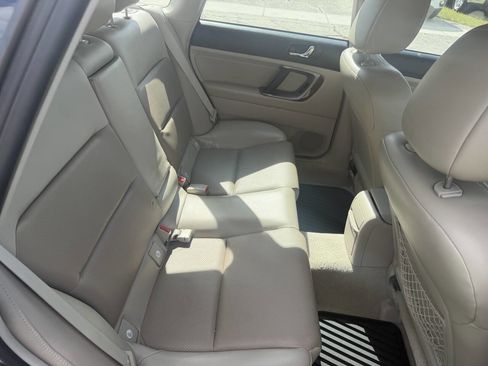 Used 2007 Subaru Outback 3.0R L.L. Bean AWD/4WD image 14
