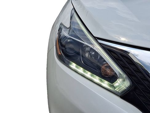 Used 2018 Nissan Murano S AWD/4WD image 10