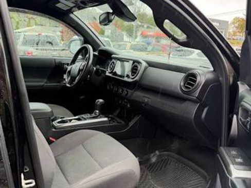 Used 2019 Toyota Tacoma SR5 image 7