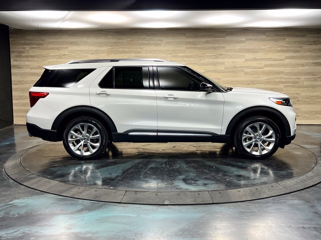 Used 2023 Ford Explorer Platinum w/ Technology Package AWD/4WD image 24