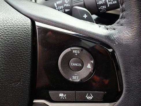 Used 2023 Honda Odyssey Touring image 23