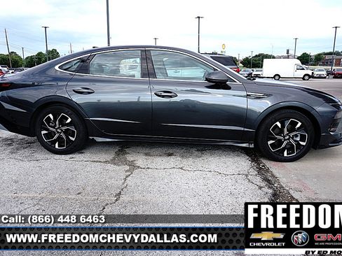 Used 2025 Hyundai Sonata SEL FWD image 5