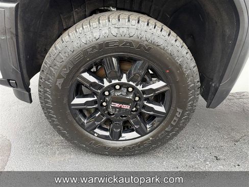 Used 2025 GMC Sierra 2500 AT4 AWD/4WD image 16