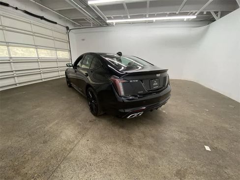 Used 2024 Cadillac CT5 V w/ Platinum Package image 4