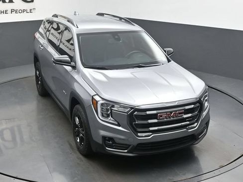Used 2024 GMC Terrain AT4 AWD/4WD image 64
