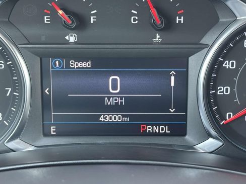 Used 2023 Chevrolet Equinox LT AWD/4WD image 24
