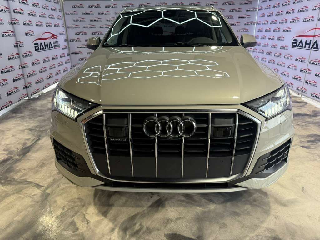 Used 2024 Audi Q7 3.0T Premium Plus AWD/4WD image 5
