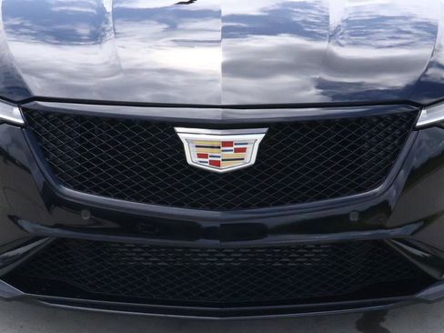 Certified 2025 Cadillac CT4 V w/ Technology Package RWD image 8