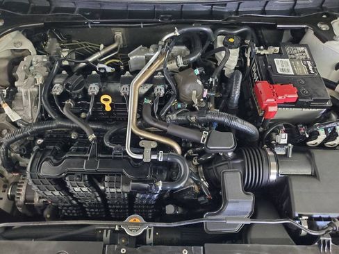 Used 2022 Nissan Altima 2.5 S FWD image 4
