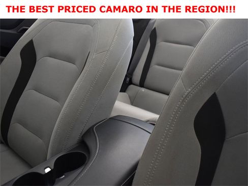 Used 2022 Chevrolet Camaro LT w/ Technology Package image 14